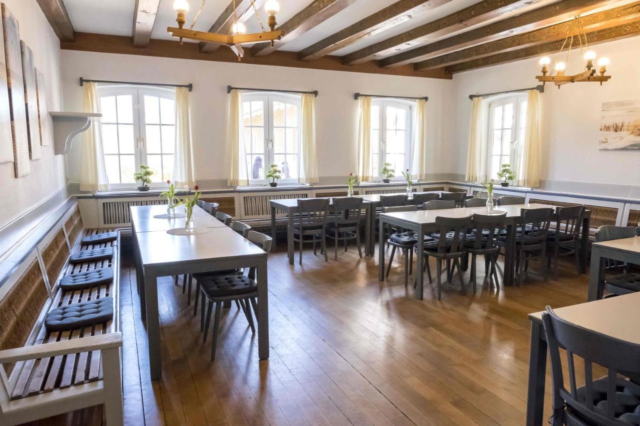 Husum Hostel *